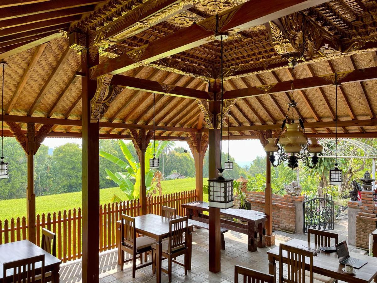 The Sangkih Villa Restaurant & Bar 문덕 외부 사진