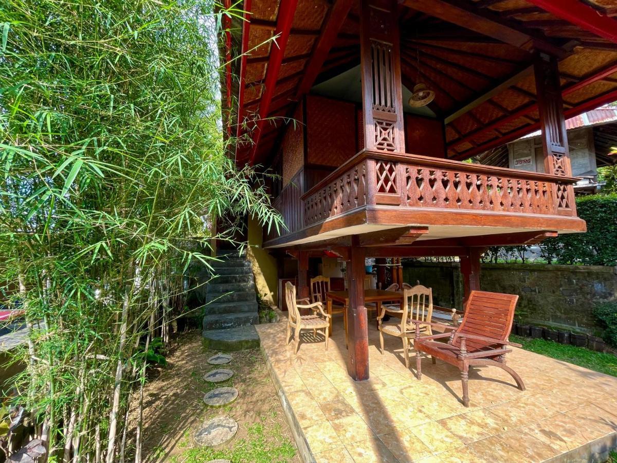 The Sangkih Villa Restaurant & Bar 문덕 외부 사진